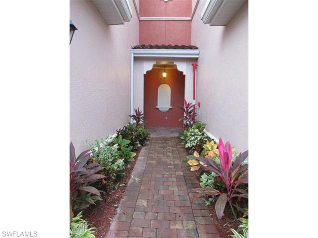 10017 Villagio Gardens LN, Estero, FL 33928