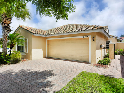 8854 Cascades Isle Blvd, Estero, FL 33928