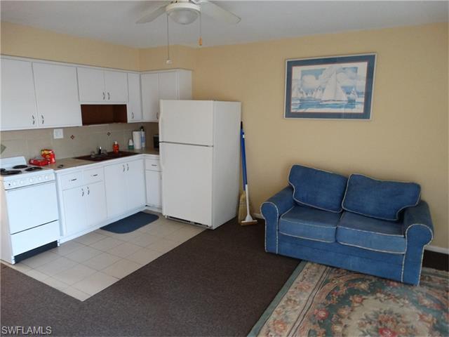 120 Jefferson ST, Fort Myers Beach, FL 33931