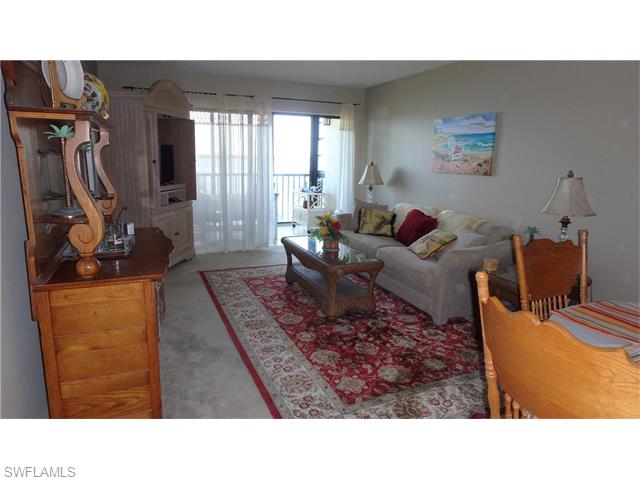 400 Lenell RD, Fort Myers Beach, FL 33931