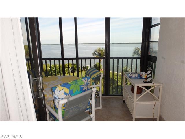 400 Lenell RD, Fort Myers Beach, FL 33931