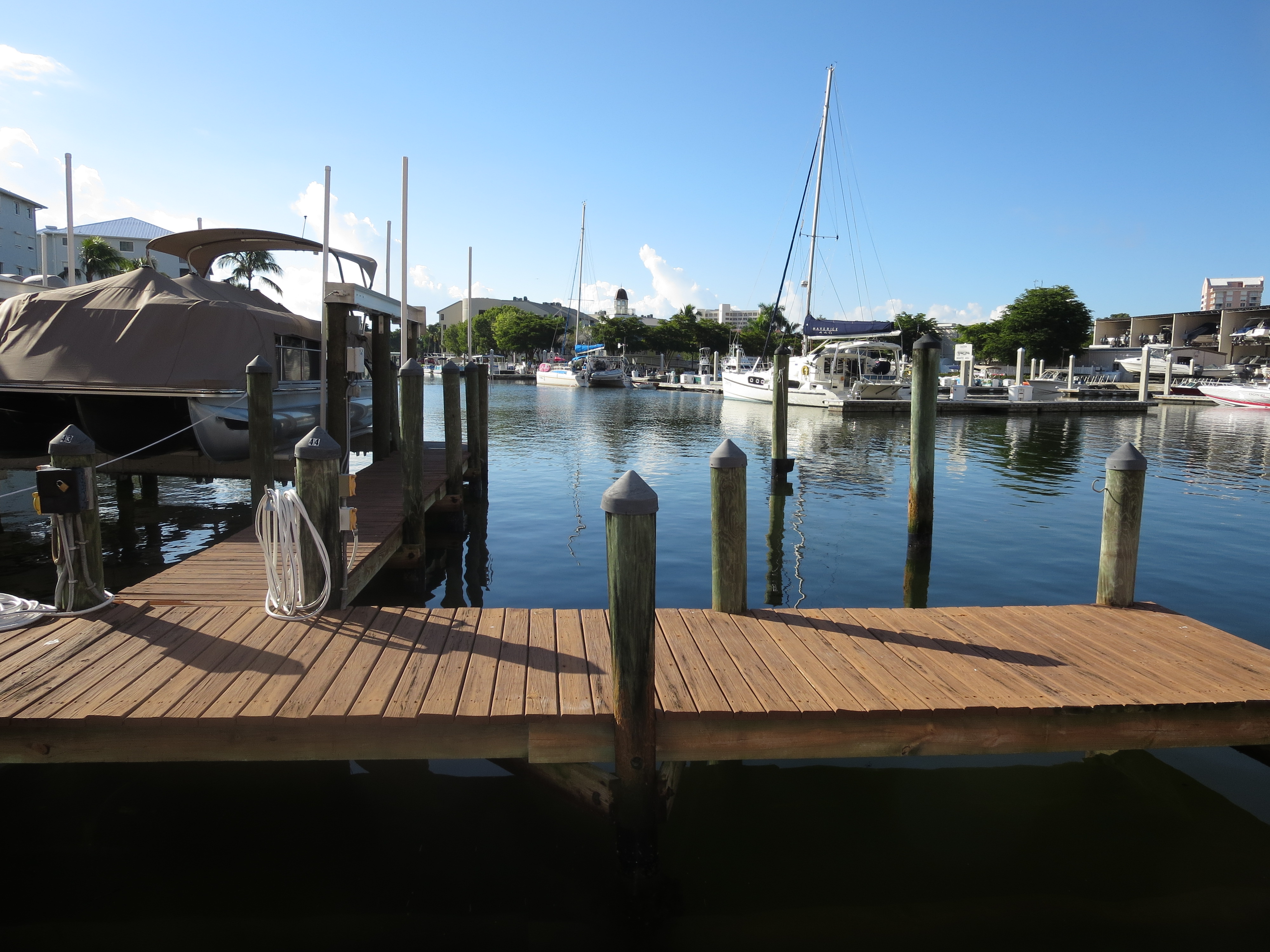 Lenell Rd, Fort Myers Beach, FL 33931