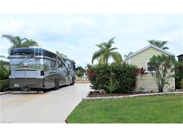 3020 E Riverbend Resort BLVD, Labelle, FL 33935