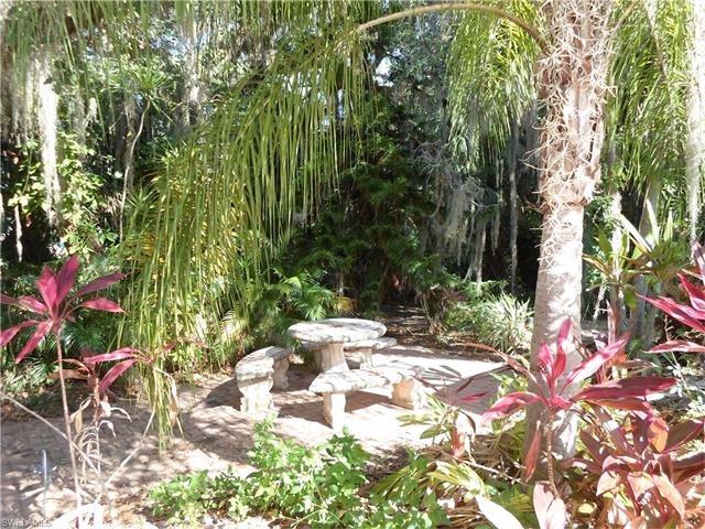 3027 Riverboat LNDG, Labelle, FL 33935