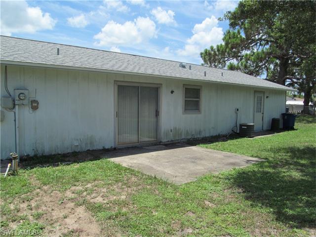 10708 Guavatree CT, Lehigh Acres, FL 33936