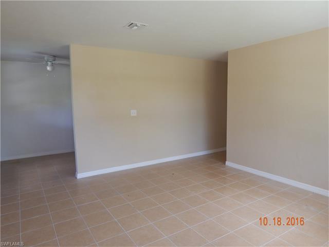 38 Andora ST, Lehigh Acres, FL 33936
