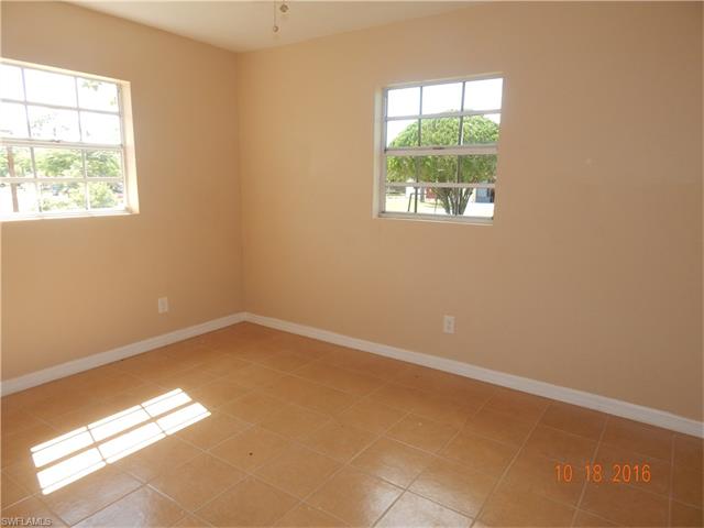 38 Andora ST, Lehigh Acres, FL 33936