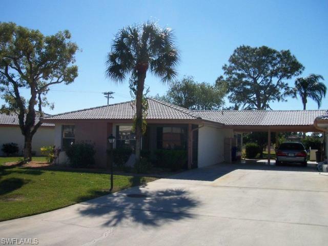 1604 Ridgecrest ST, Lehigh Acres, FL 33936