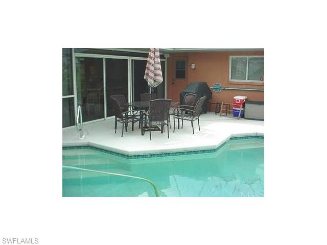 240 Laurent CT, Lehigh Acres, FL 33936