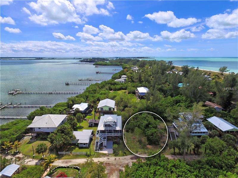 8904 GULF STREET, Placida, FL 33946