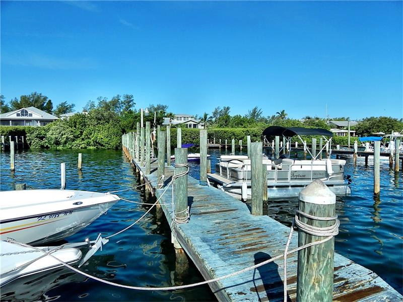 8904 GULF STREET, Placida, FL 33946