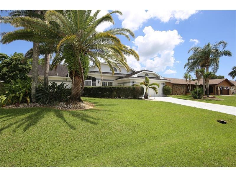 276 ROTONDA CIRCLE, Rotonda West, FL 33947