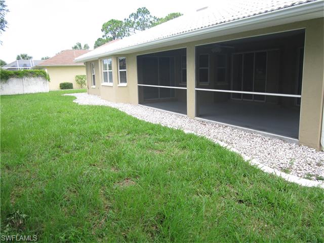 72 Long Meadow LN, Rotonda West, FL 33947