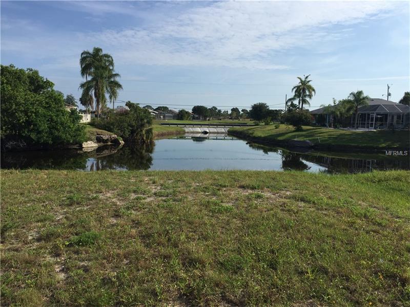 86 MARK TWAIN LANE, Rotonda West, FL 33947
