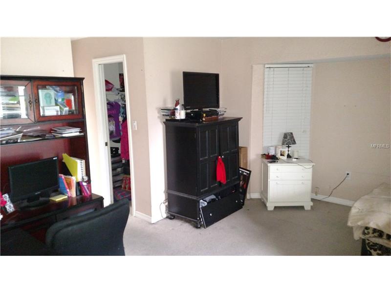 1046 CANAL TERRACE NW, Port Charlotte, FL 33948