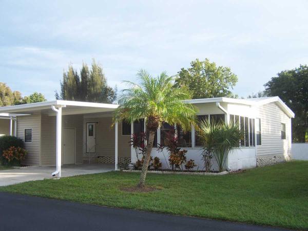 Emerald Lake24300 Airport Road, Site #17Punta Gorda, FL 33950