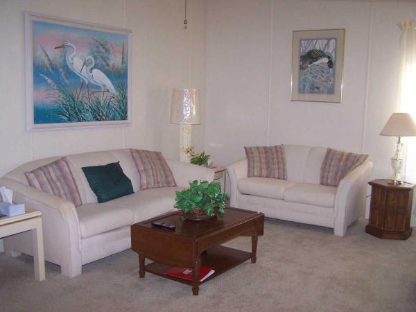 Emerald Lake24300 Airport Road, Site #17Punta Gorda, FL 33950
