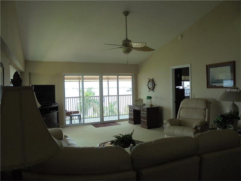 1477 PARK BEACH CIRCLE, Punta Gorda, FL 33950