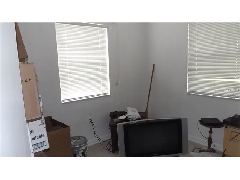 21307 GLADIS AVENUE, Port Charlotte, FL 33952