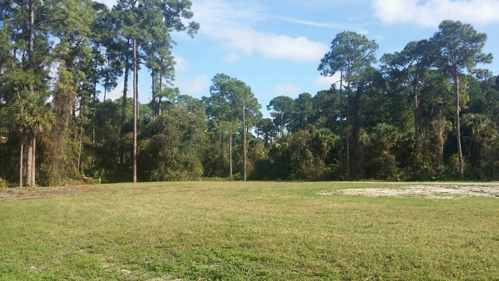 401Sally St., Port Charlotte, FL 33954
