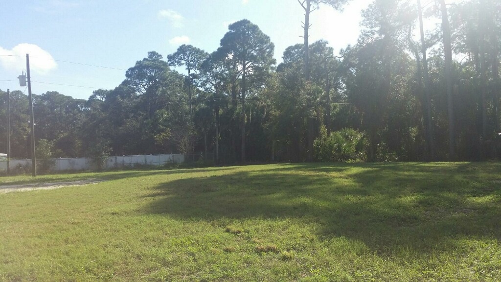 401Sally St., Port Charlotte, FL 33954