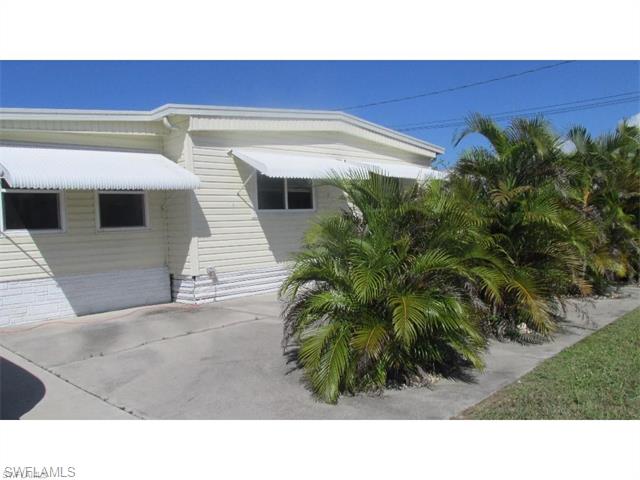 4868 Flamingo DR, ST. James City, FL 33956