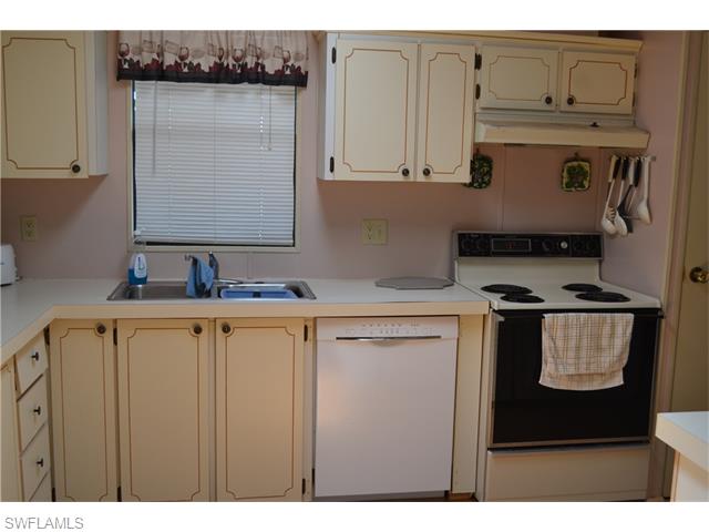 7144 Ladyfish DR, ST. James City, FL 33956