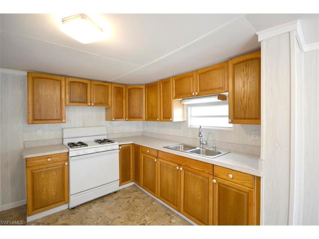3924 Plumosa DR, ST. James City, FL 33956