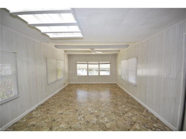 3924 Plumosa DR, ST. James City, FL 33956