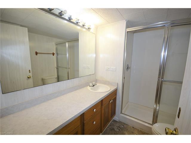 3924 Plumosa DR, ST. James City, FL 33956