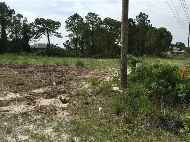 901 Abrams BLVD, Lehigh Acres, FL 33971
