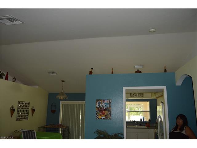 2617 20th ST W, Lehigh Acres, FL 33971