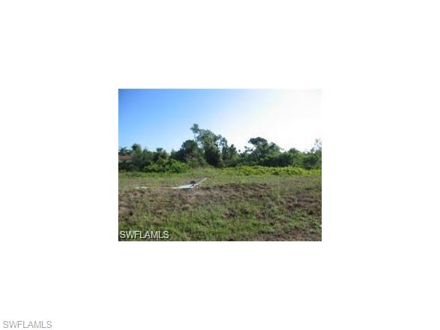 4208 14th ST W, Lehigh Acres, FL 33971