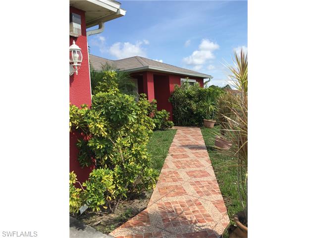 807 Grayhound AVE N, Lehigh Acres, FL 33971