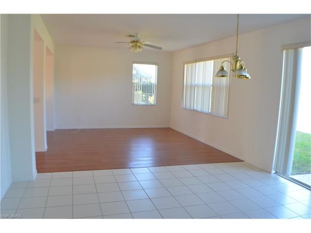 18121 Star Jasmine CT, Lehigh Acres, FL 33972