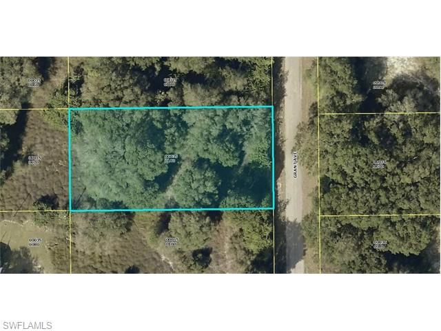 1811 Grant AVE, Lehigh Acres, FL 33972