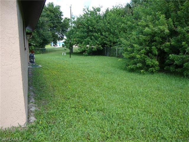 305 E 6th ST, Lehigh Acres, FL 33972