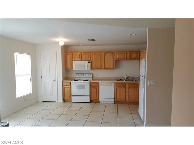 127 Ivan AVE S, Lehigh Acres, FL 33973