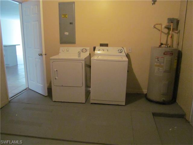 4430 28th ST SW, Lehigh Acres, FL 33973