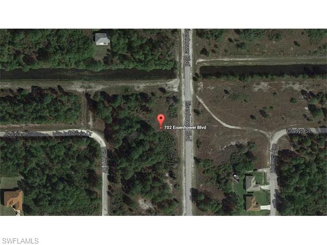702 Eisenhower BLVD, Lehigh Acres, FL 33974