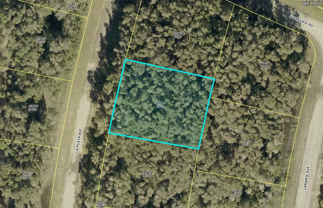 713 La Plata Ave., Lehigh Acres, FL 33974