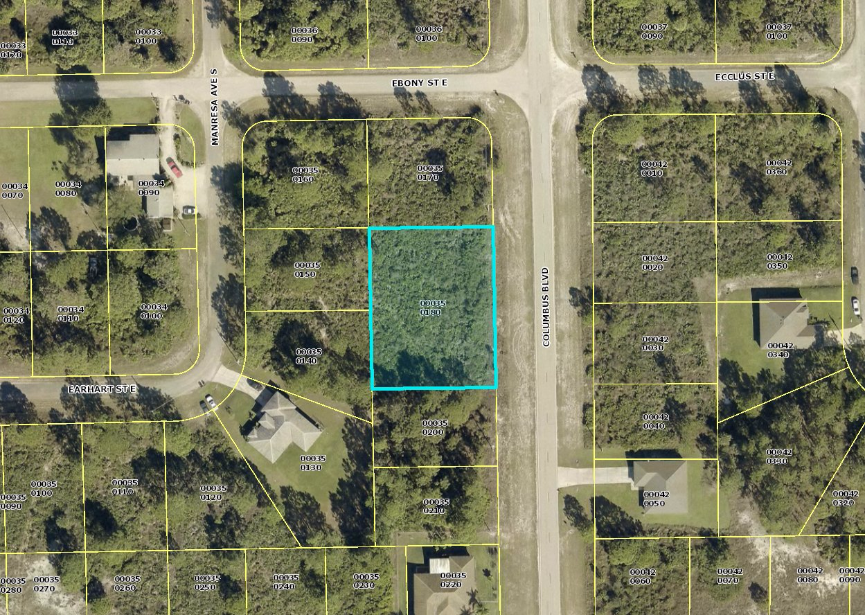 952 Columbus Ave., Lehigh Acres, FL 33974