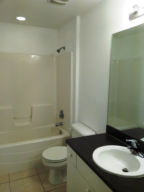 504 Ames St. E., Lehigh Acres, FL 33974