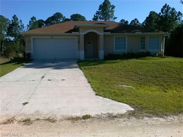 1030 Merry ST E, Lehigh Acres, FL 33974