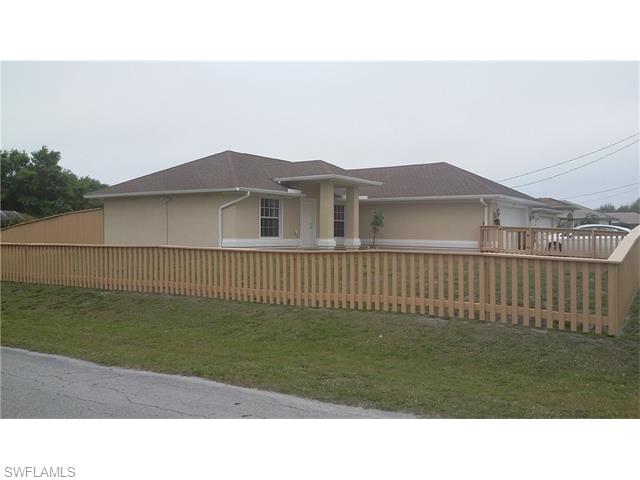 2901 44th ST SW, Lehigh Acres, FL 33976