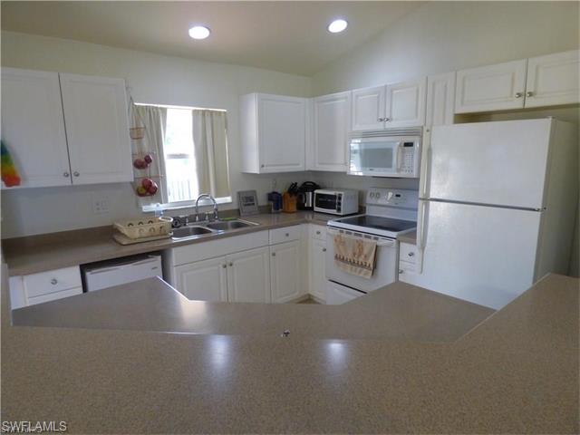 2901 44th ST SW, Lehigh Acres, FL 33976