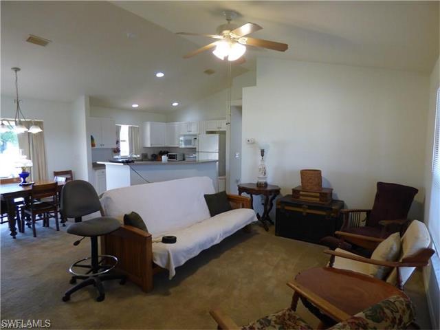 2901 44th ST SW, Lehigh Acres, FL 33976