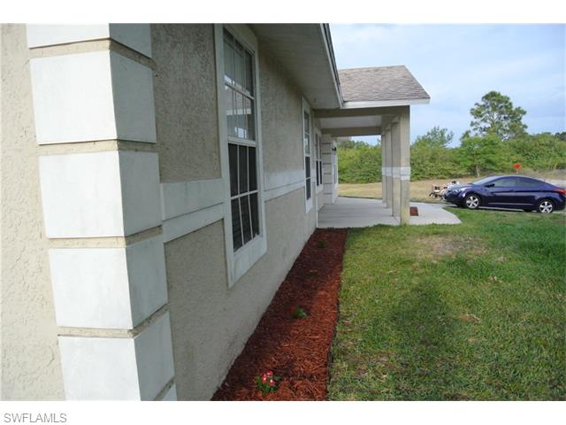 3702 6th ST SW , Lehigh Acres, FL 33976