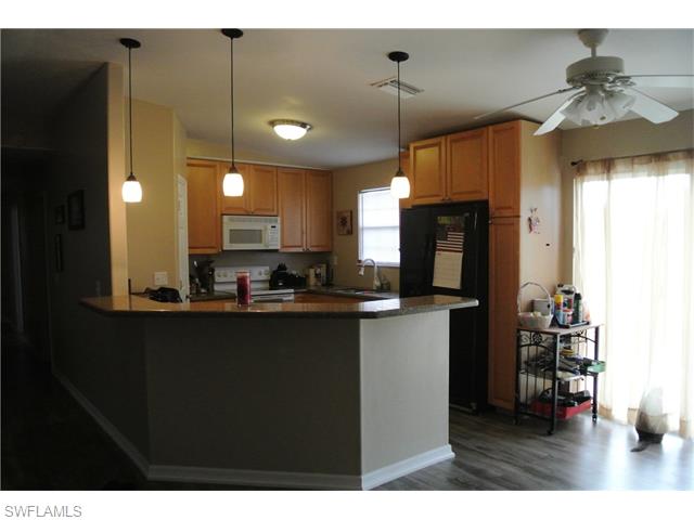 3702 6th ST SW , Lehigh Acres, FL 33976