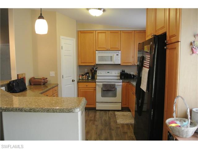 3702 6th ST SW , Lehigh Acres, FL 33976
